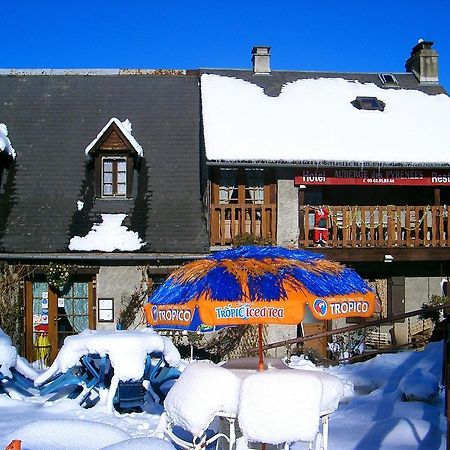 Auberge Des Pyrenees 생트 마리 드 캄팡 외부 사진