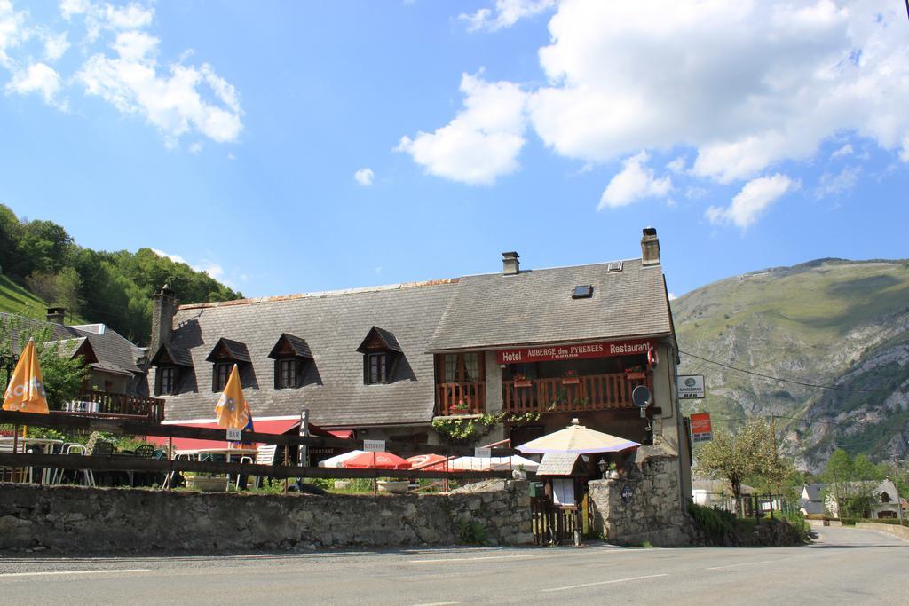 Auberge Des Pyrenees 생트 마리 드 캄팡 외부 사진