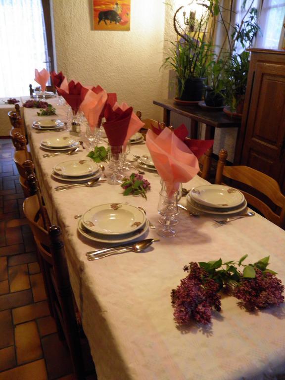 Auberge Des Pyrenees 생트 마리 드 캄팡 외부 사진